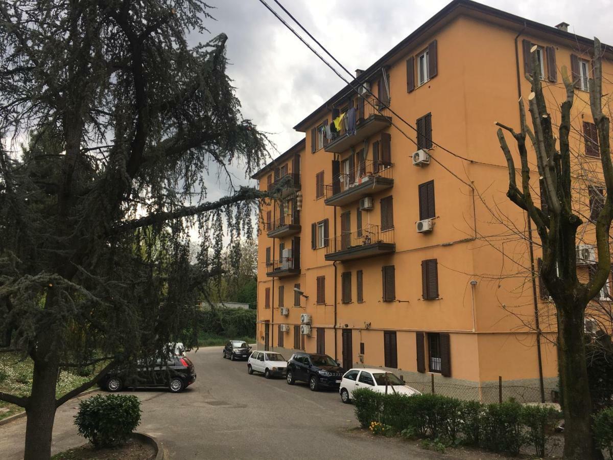 Tra S.Orsola E Fiera Apartment Bologna Luaran gambar