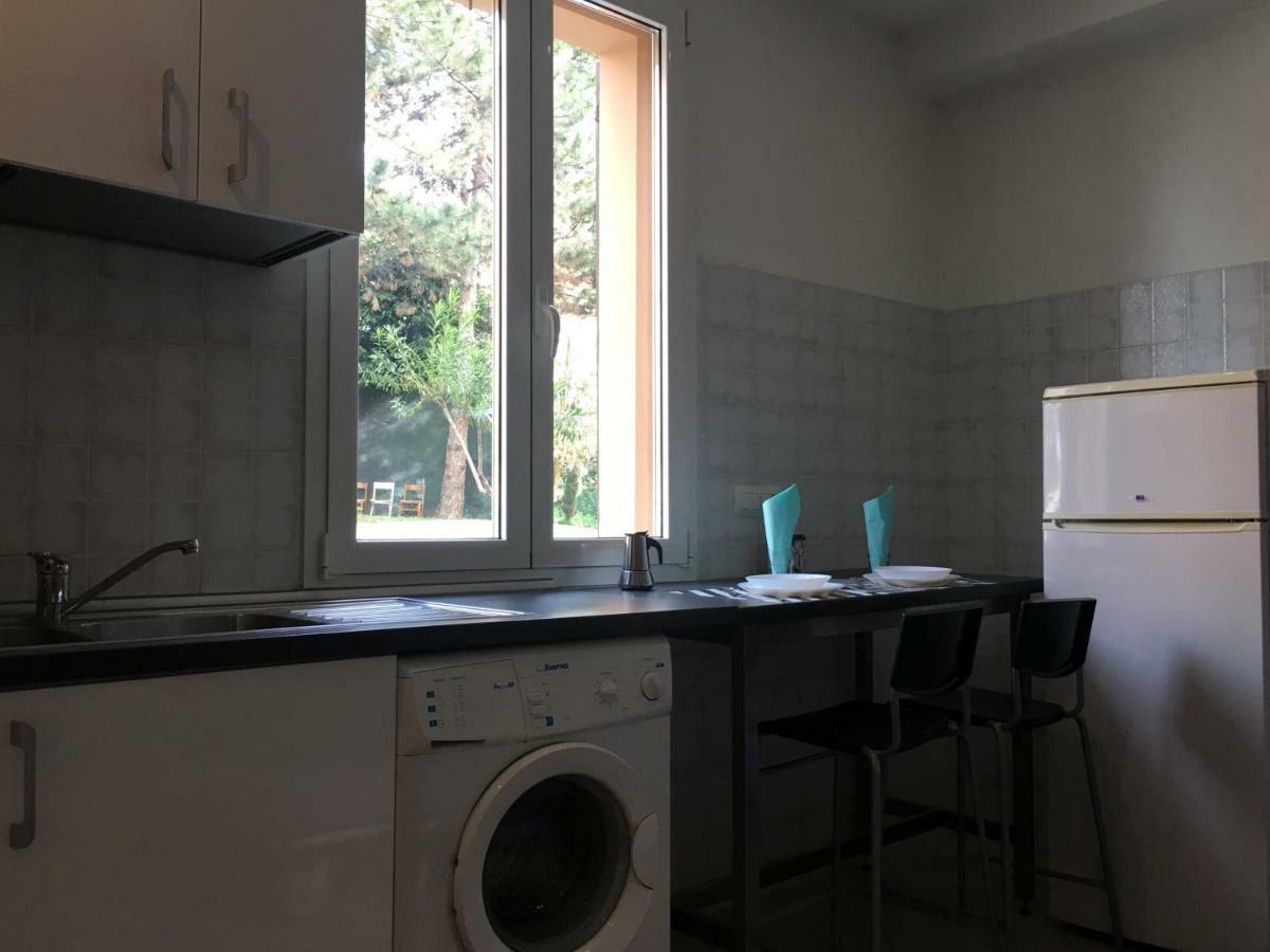 Tra S.Orsola E Fiera Apartment Bologna Luaran gambar